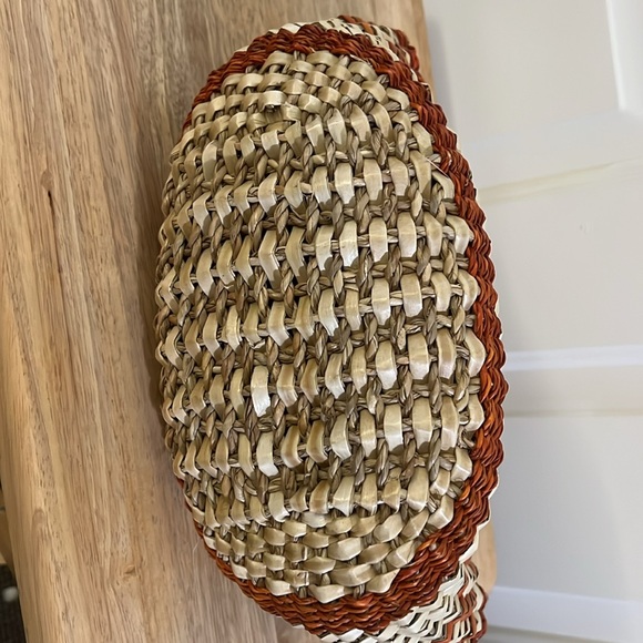 Women Straw Bag 
. - Picture 5 of 5